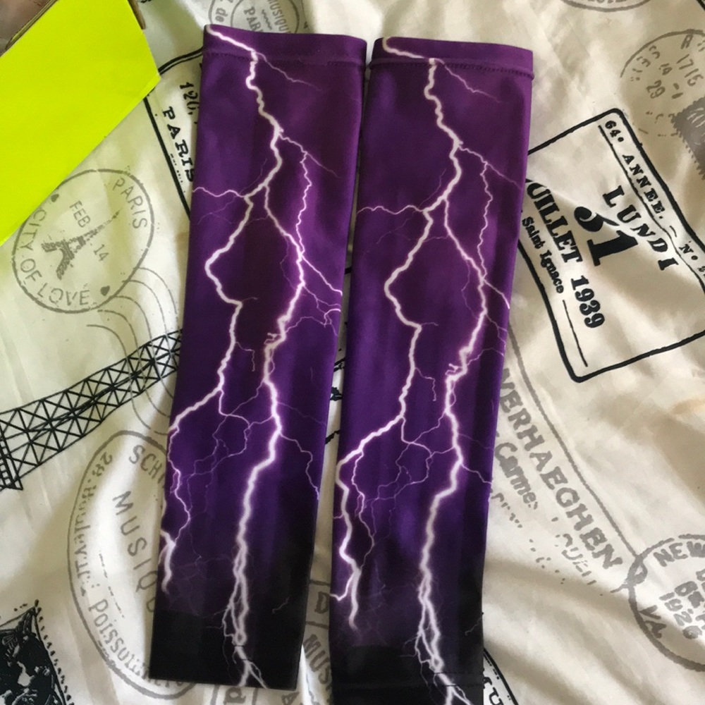 Arm sleeves